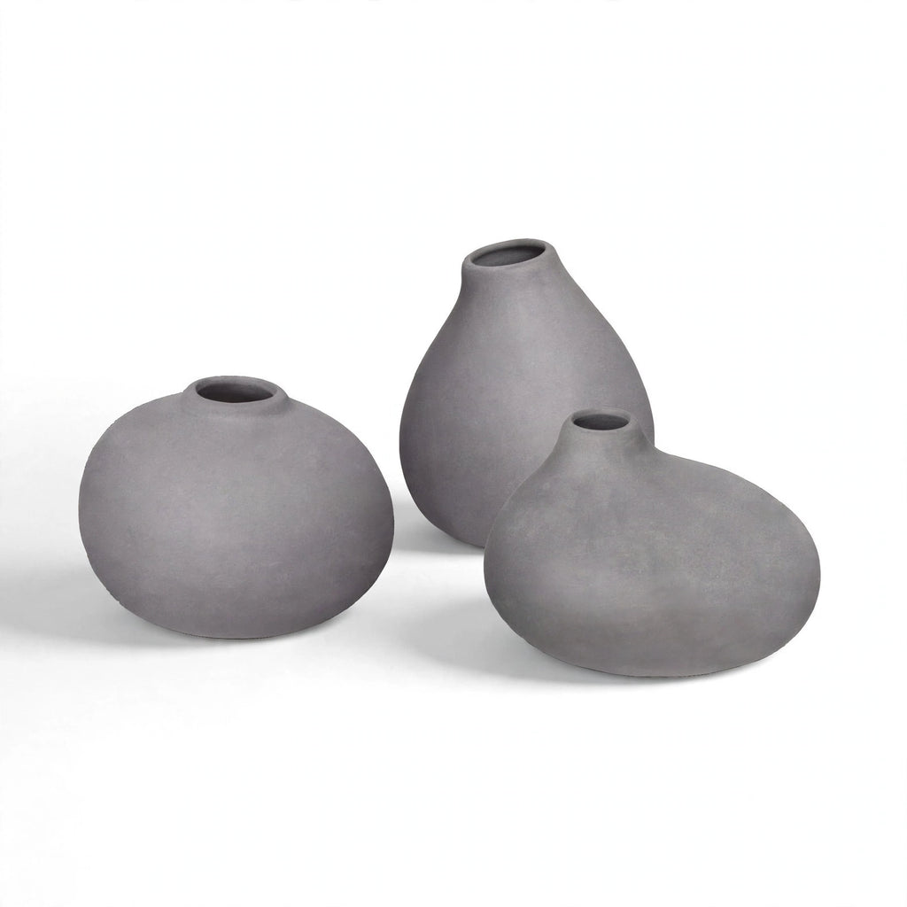 Grimsbane Vase Set