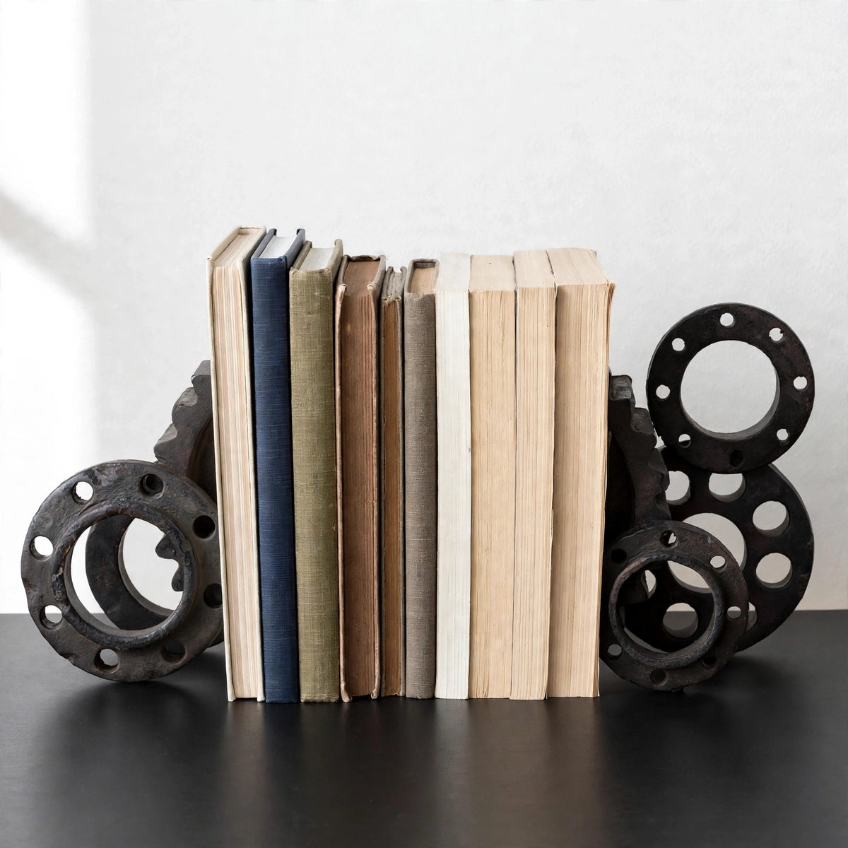 Clove Bookends