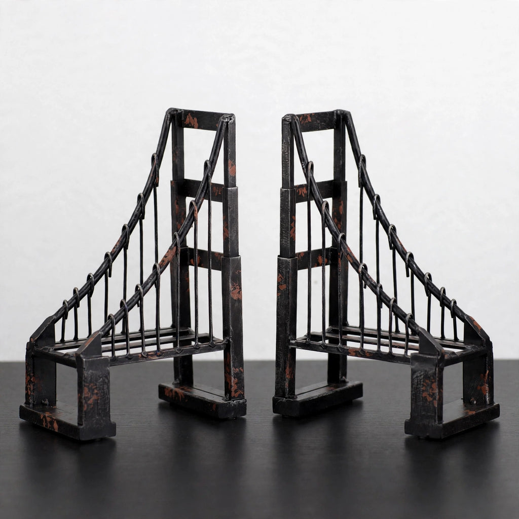 Quelmar Bookend Set